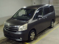 2007 Toyota Noah