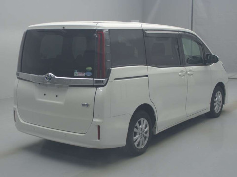 2021 Toyota Noah ZWR80G[1]