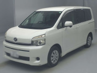 2011 Toyota Voxy