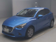 2016 Mazda Demio