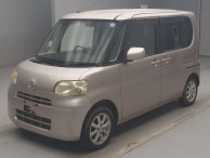 2009 Daihatsu Tanto