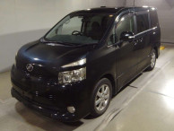 2009 Toyota Voxy