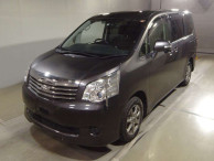 2013 Toyota Noah