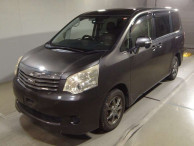 2012 Toyota Noah