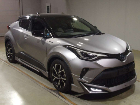 2019 Toyota C-HR ZYX11[2]