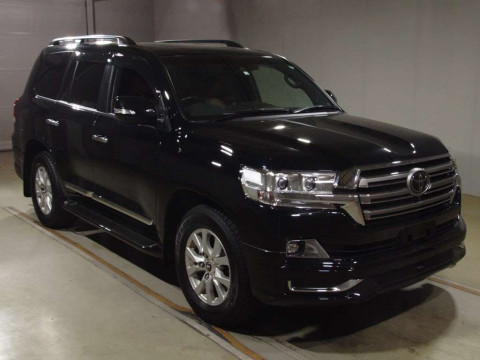 2020 Toyota Land Cruiser URJ202W[2]