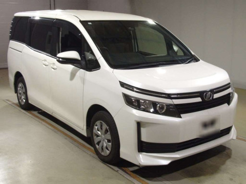 2017 Toyota Voxy ZRR80G[2]