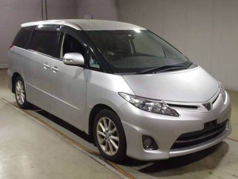 2010 Toyota Estima ACR50W[2]