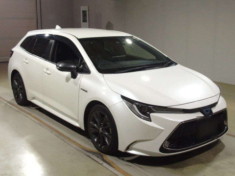 2019 Toyota Corolla Touring Wagon ZWE211W[2]