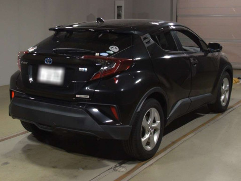 2019 Toyota C-HR ZYX10[1]