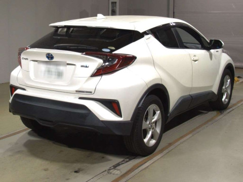 2018 Toyota C-HR ZYX10[1]