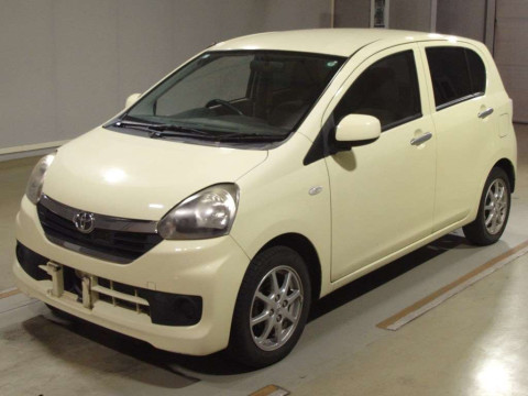 2015 Toyota Pixis Epoch LA300A[0]