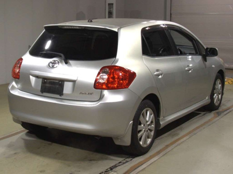 2007 Toyota Auris NZE151H[1]