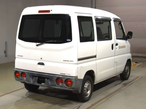 2002 Mitsubishi Minicab Van U61V[1]