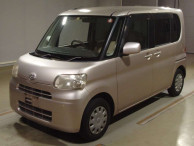 2007 Daihatsu Tanto