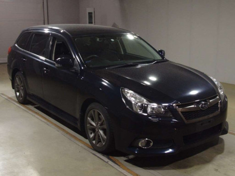 2013 Subaru Legacy Touring Wagon BRM[2]