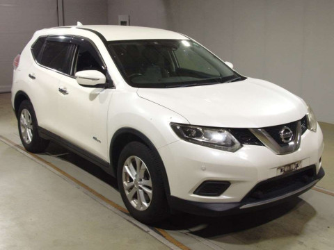 2016 Nissan X-Trail HNT32[2]