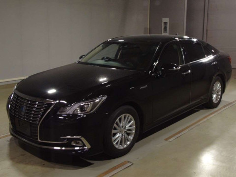 2017 Toyota Crown Hybrid AWS210[0]