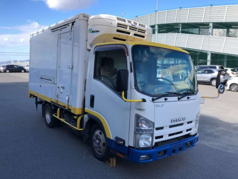 2013 Isuzu Elf Truck NMR85AN[2]