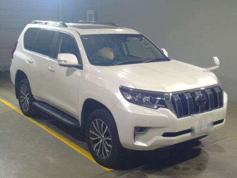 2019 Toyota Land Cruiser Prado TRJ150W[2]