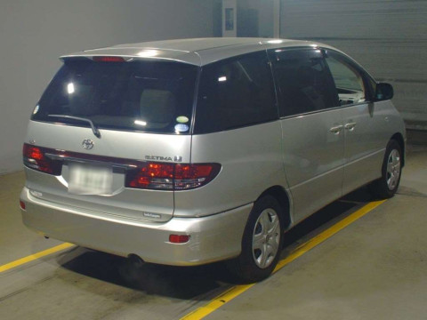 2005 Toyota Estima ACR30W[1]