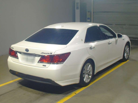 2013 Toyota Crown Hybrid AWS210[1]