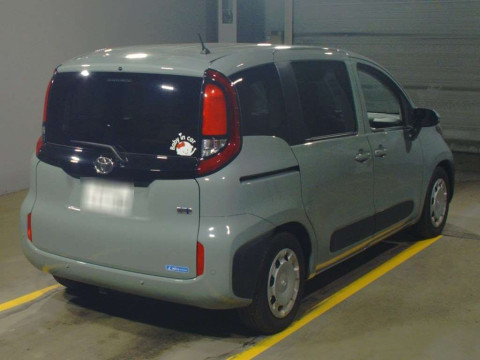 2022 Toyota Sienta MXPL10G[1]