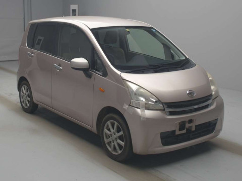 2011 Daihatsu Move LA100S[2]