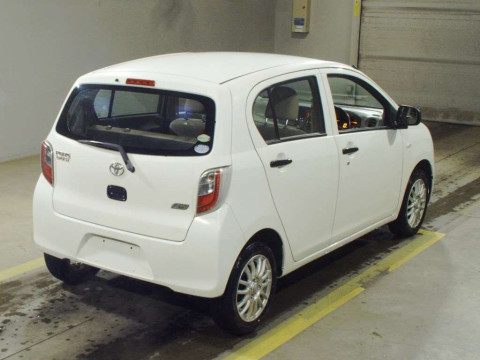 2012 Toyota Pixis Epoch LA300A[1]