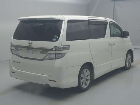 2013 Toyota Vellfire ANH20W[1]