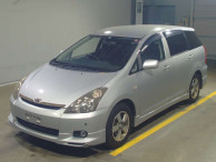 2003 Toyota Wish