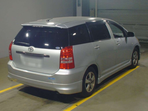 2003 Toyota Wish ZNE10G[1]