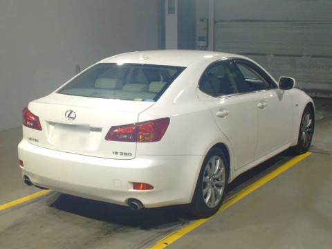 2006 Lexus IS GSE20[1]