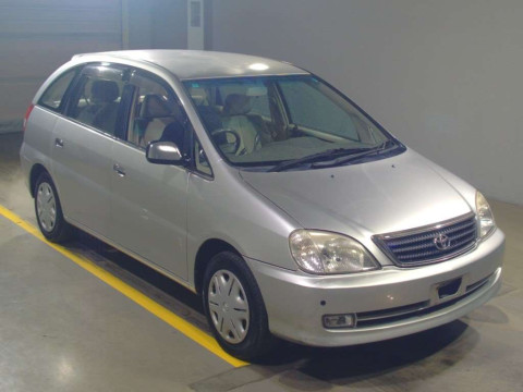 2001 Toyota Nadia ACN10[2]