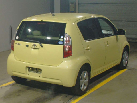 2007 Toyota Passo QNC10[1]