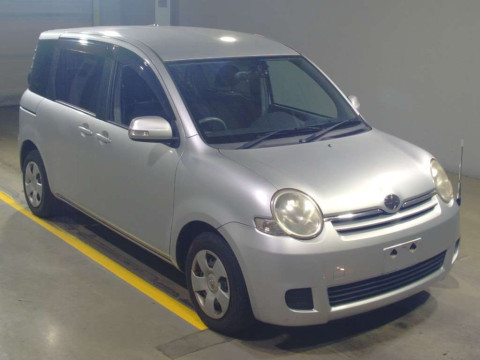 2008 Toyota Sienta NCP81G[2]