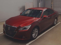 2014 Toyota Crown Hybrid