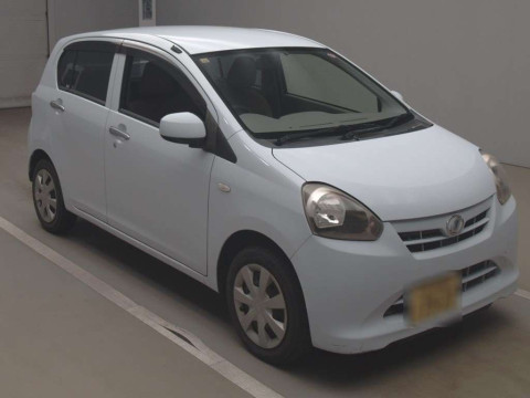 2012 Daihatsu Mira es LA300S[2]