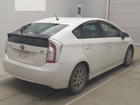 2015 Toyota Prius ZVW30[1]