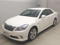 2012 Toyota Crown Hybrid