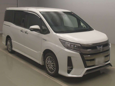 2020 Toyota Noah ZWR80W[2]