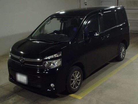 2013 Toyota Voxy ZRR75G[0]