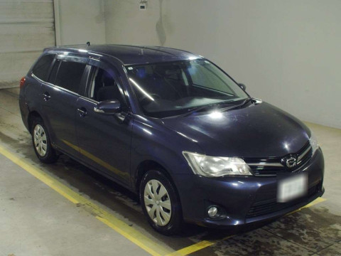 2013 Toyota Corolla Fielder NZE164G[2]