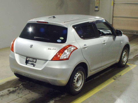 2011 Suzuki Swift ZD72S[1]