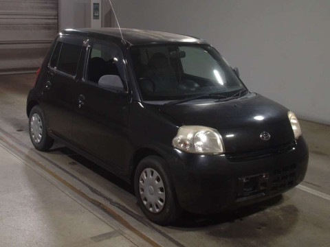 2011 Daihatsu Esse L235S[2]