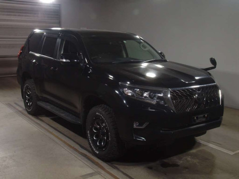 2017 Toyota Land Cruiser Prado GDJ150W[2]