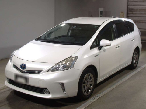 2014 Toyota Prius alpha ZVW40W[0]