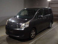 2011 Toyota Noah