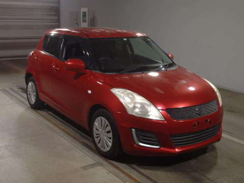 2013 Suzuki Swift ZC72S[2]