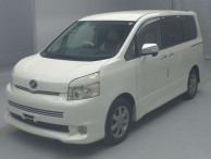 2009 Toyota Voxy